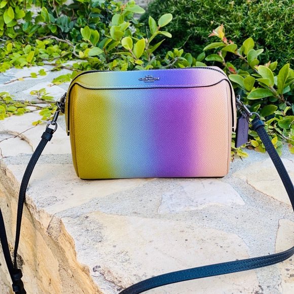 Coach Handbags - NWT Coach ombré mini Bennett handbag Crossbody